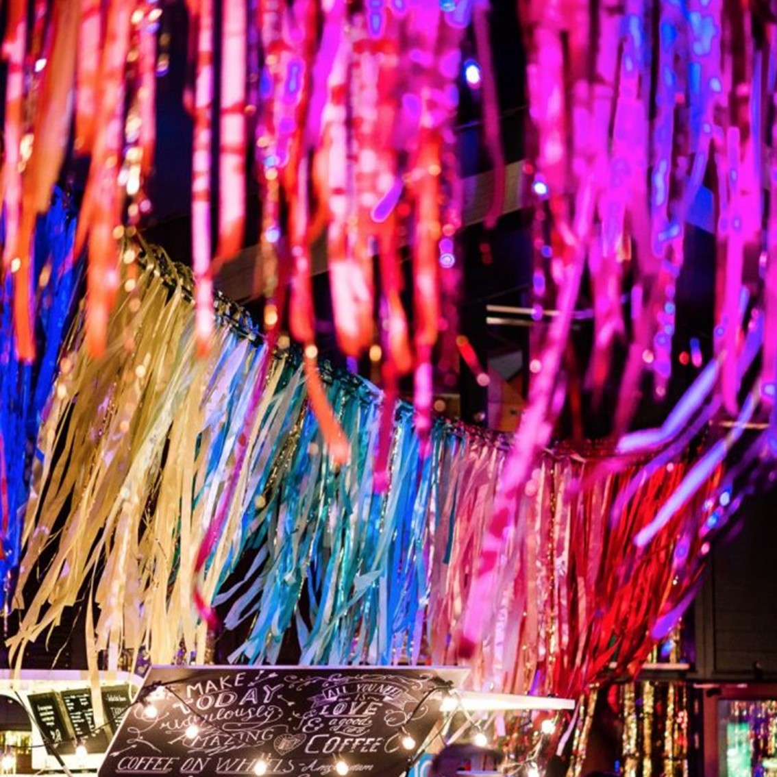 Mega slinger kleuren mix 10 meter - Afbeelding 2